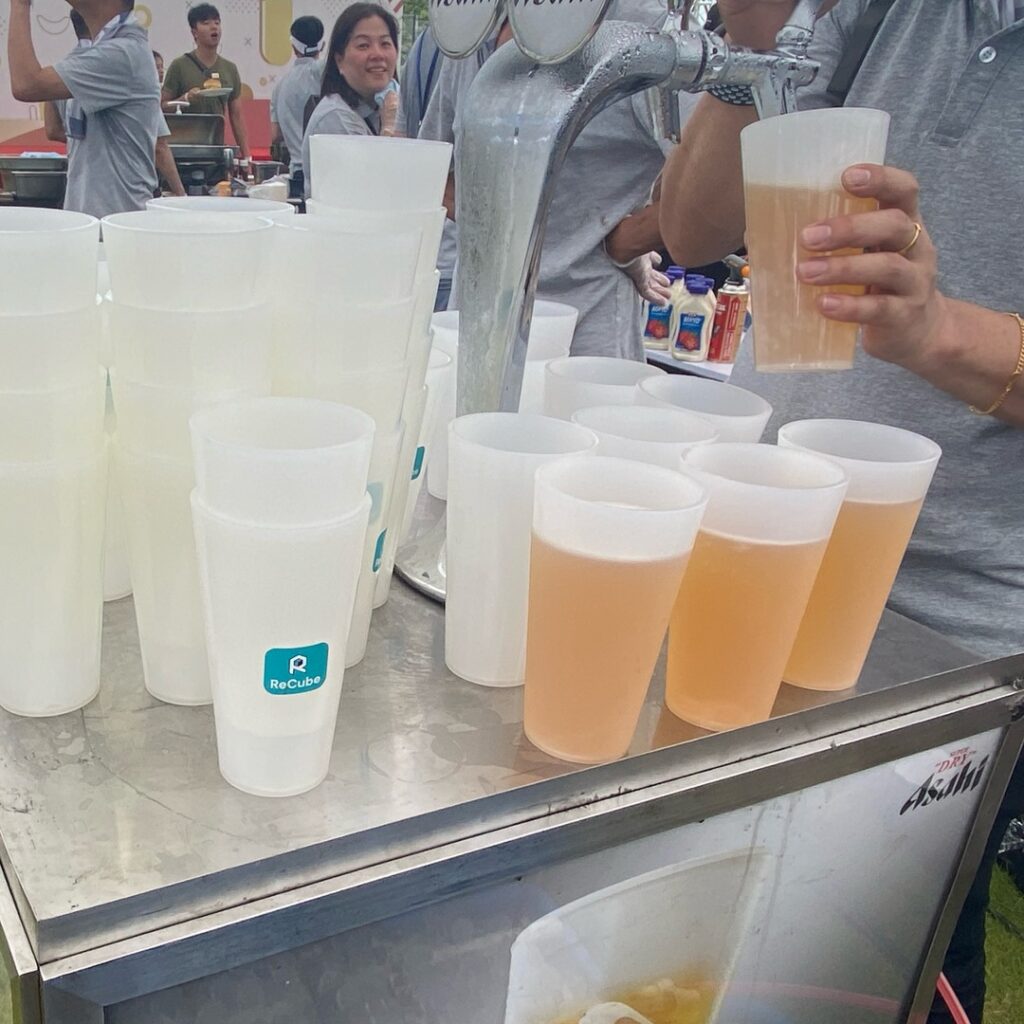 ReCube reusable cups at a cocktail party - ReCube 酒會​