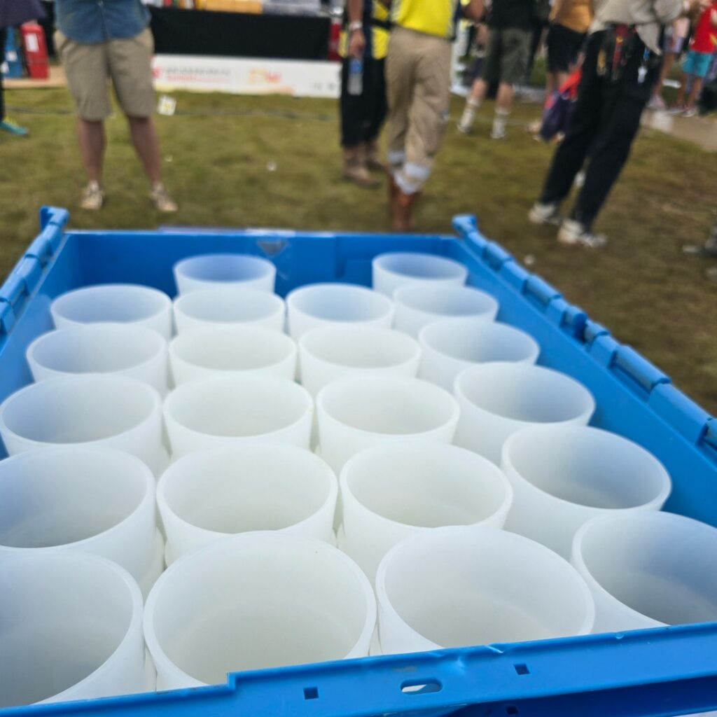 ReCube reusable cups at a marathon - ReCube 馬拉松及運動賽事